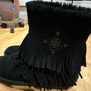Tory Burch Boots Women’s size 9 Suede Leather